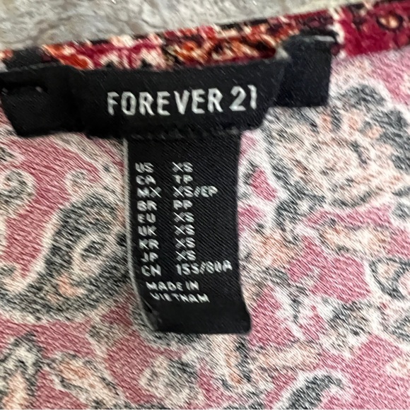 Forever 21 Red Paisley Long Sleeve Dress size XS B109 - Picture 2 of 3